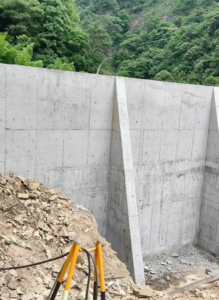 合肥庐阳区重力式挡土墙